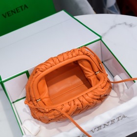 BV Сумка The Pouch Маленькая сумка с большим узором виде облаков