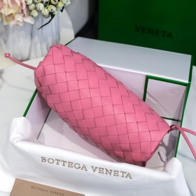 BV Сумка-клатч The Pouch, маленькая, с большим узором виде облак
