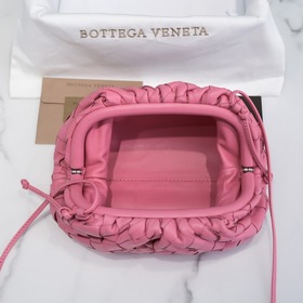 BV Сумка-клатч The Pouch, маленькая, с большим узором виде облак