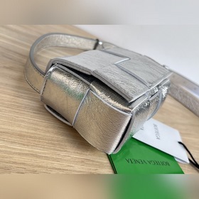 BV серебристая кожа с квадратным узором Mini cassette Ba Доступны