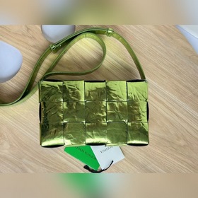 BV CASSETTE квадратная сумка, модель 578004   Если вам кажется,