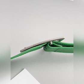 BV Плетеный небольшой сумочка через плечо Модель №： 691407 Bao D