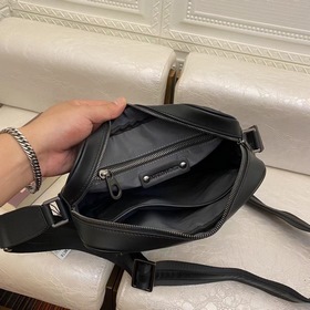 BV Мужская сумка через плечо из коровьей кожи Модель： 8127-3 Сумк