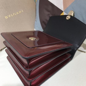Bulgari Импортная сумка через плечо из лакированной кожи, модель 