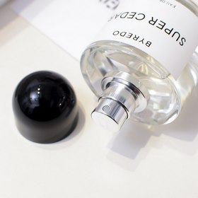 Название бренда： Byredo Super Cedar Объем： 100 мл Упаковка： короб