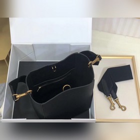CELINE Черная сумка через плечо, маленькая Мягкая кожа с зернист