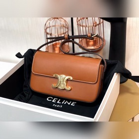 CELINE Triomphe Shoulder Bag Сумка под мышку Триумфальная арка Ар