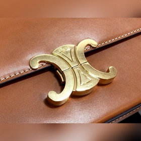 CELINE Triomphe Shoulder Bag Сумка под мышку Триумфальная арка Ар