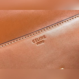 CELINE Triomphe Shoulder Bag Сумка под мышку Триумфальная арка Ар