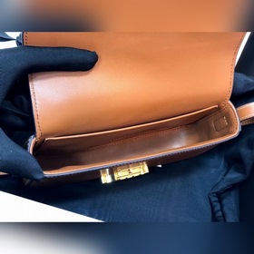 CELINE Triomphe Shoulder Bag Сумка под мышку Триумфальная арка Ар