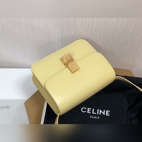 Celine Классическая сумка через плечо из кожи теленка Изготовлен