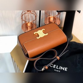 CELINE Сумка под мышку Triomphe Артикул： 194143 Верхняя часть сум