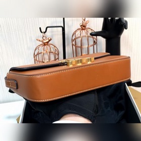 CELINE Сумка под мышку Triomphe Артикул： 194143 Верхняя часть сум