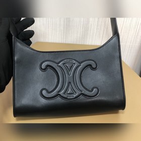 Сумка через плечо из гладкой кожи Cline Сумка под мышку Triumpha