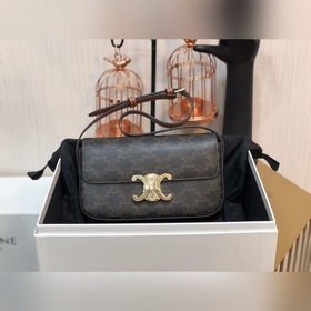 CELINE Triomphe Shoulder Bag Сумка под мышку Триумфальная арка Ар