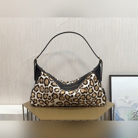 CELINE Кожаная сумка под мышку для поездок на работу Модель： 1974