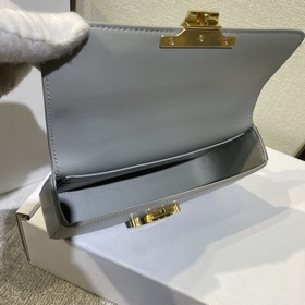 Celine CHAIN SHOULDER BAG Ранневесенняя коллекция Короткая сумка 