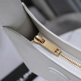 CELINE Сумка через плечо из гладкой кожи Сумка под мышку Triumph 