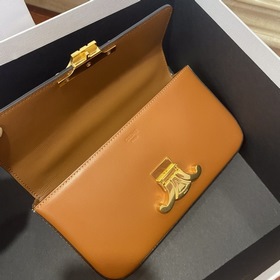 CELINE Весенняя и летняя коллекция Короткая сумка с цепочкой под 