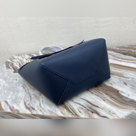 Celine Маленькая сумка из мягкой кожи с зернистой текстурой Артик
