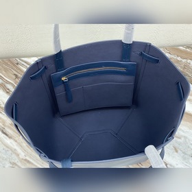 Celine Маленькая сумка из мягкой кожи с зернистой текстурой Артик