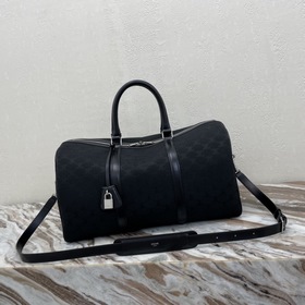 Средняя сумка Celine из кожи с вышитым логотипом Черный Артикул： 