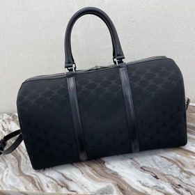 Средняя сумка Celine из кожи с вышитым логотипом Черный Артикул： 
