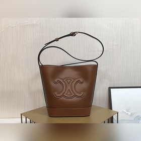 Celine CUIR TRIOMPHE Маленькая сумка из гладкой кожи Артикул： 198