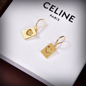 Новые серьги Celine Необычный дизайн, полный индивидуальности, ко