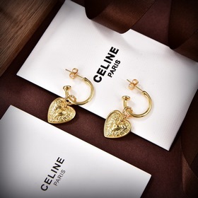 Новые серьги-гвоздики Celine Необычный дизайн, полный индивидуаль