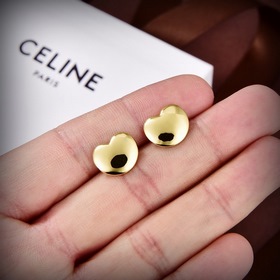 Новые серьги Celine Необычный дизайн, полный индивидуальности, к