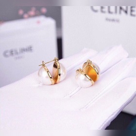 Новые жемчужные серьги Celine Необычный дизайн, полный индивидуа