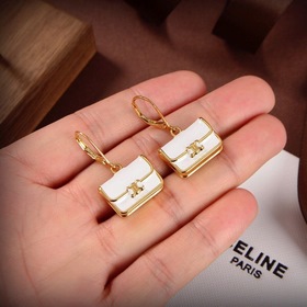 Серьги Celine виде золотых капель Новинка PRECLOUS. Простые и мод