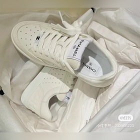 CHANEL Кроссовки с контрастными цветами в стиле «большой панда» Н