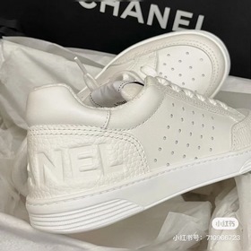 CHANEL Кроссовки с контрастными цветами в стиле «большой панда» Н