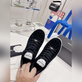 Chanel 22A новейшая модель замшевых кроссовок в стиле «панда» для