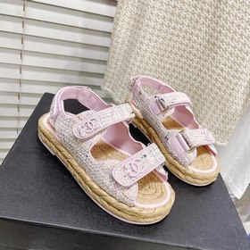 CHANEL Классические сандалии на липучках Очень красивый и нежный