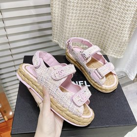 CHANEL Классические сандалии на липучках Очень красивый и нежный 