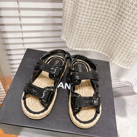 CHANEL Классические сандалии на липучках Очень красивый и нежный