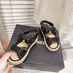 CHANEL Классические сандалии на липучках Очень красивый и нежный 