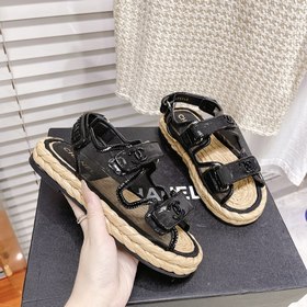 CHANEL Классические сандалии на липучках Очень красивый и нежный 