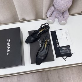 CHANEL Классическая модель на толстом каблуке с квадратным носком