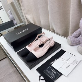 CHANEL Классическая модель на толстом каблуке с квадратным носком