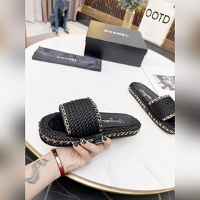 CHANEL Новинка весны-лета от Chanel： сандалии с цепочками верево