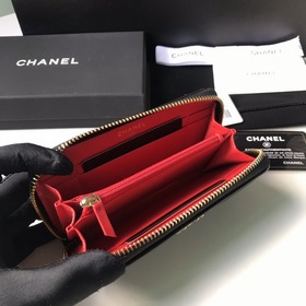 CHANEL Сумочка-клатч с застежкой-молнией &nbsp;черная, средни