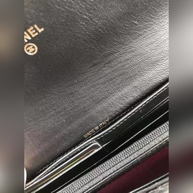 Кожаный кошелек CHANEL  Полностью изготовлен вручную, изысканная