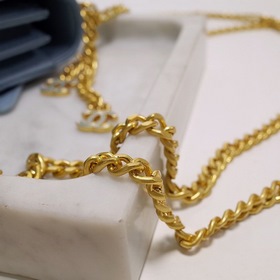 CHANEL Франк серия мини-сумка на цепочке из кожи ягненка Размеры