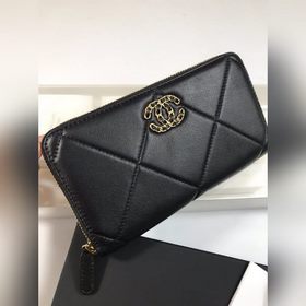Кожаный кошелек Chanel, модель A1063, . Полностью из кожи, с безу