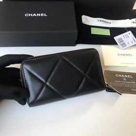 CHANEL Средний кошелек с застежкой-молнией и крупной клеткой, чер