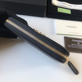 CHANEL Средний кошелек с застежкой-молнией и крупной клеткой, чер